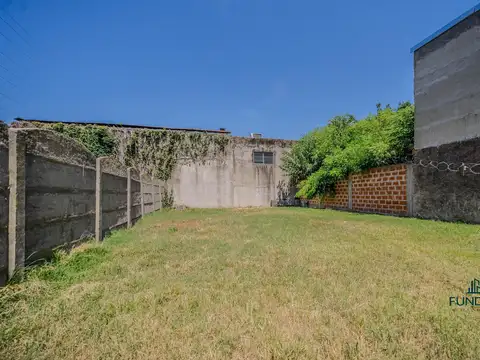 Terreno en Venta en Luis Guillon, USD 80.000