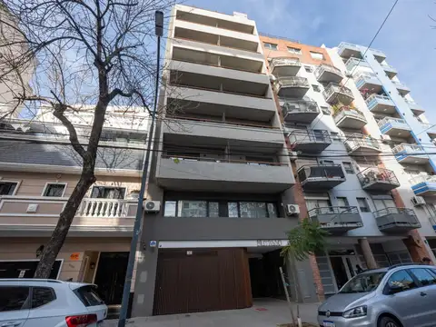 3 AMB EN DUPEX ESTRENAR CON BALCON TERRAZA AL FRENTE
