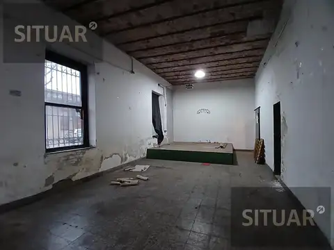 Lote Casa Esquina con Local y 8 Habitaciones Oficinas Barracas APTO CRÉDITO