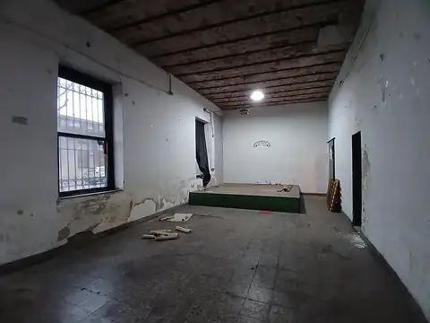 Lote Casa Esquina con Local y 8 Habitaciones Oficinas Barracas APTO CRÉDITO