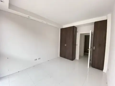 Departamento 5 ambientes con 2 baños