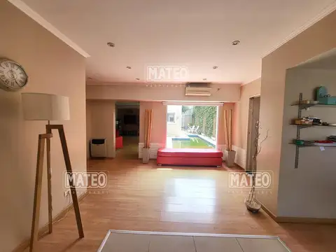 Casa 5 ambientes con 5 baños