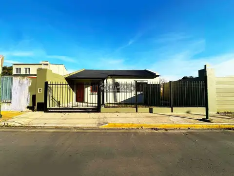 Casa - Venta - Argentina, Merlo - GUEMES 1100