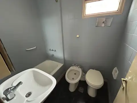 DEPARTAMENTO EN ALQUILER 4 AMBIENTES