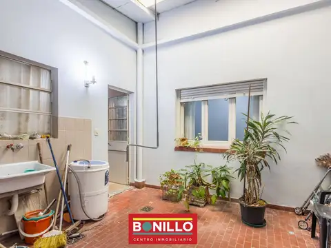Depto Tipo Casa 2 ambientes con 1 baño