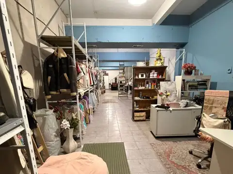 GALPÓN O DEPÓSITO SOBRE AV. MITRE + PH EN P.ALTA DE 3 AMBS
