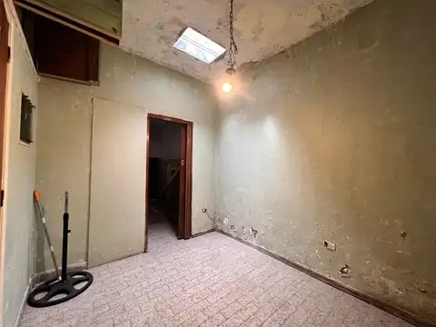 PH CASA 2 DORMITORIOS  EN VENTA CASTELAR SUR
