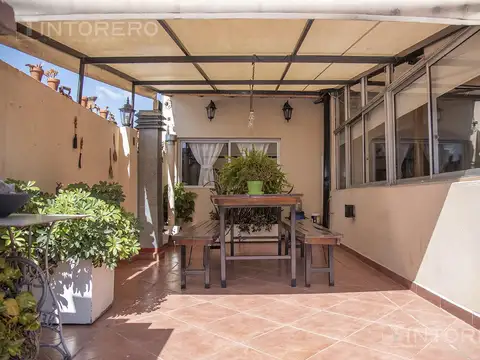 Depto Tipo Casa en Alquiler de 4 ambientes