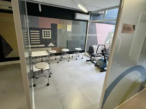 Local en Alquiler 50 años