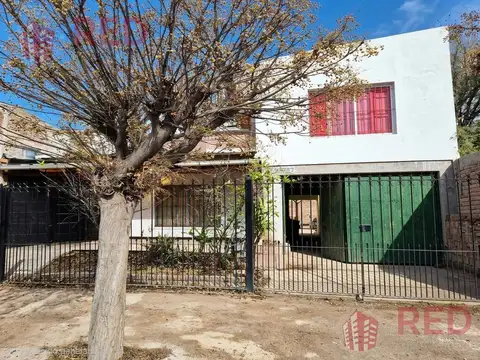 Casa con departamento