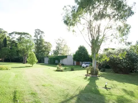 Ruta 9, Km 137, B2942 Baradero, Provincia De Bueno