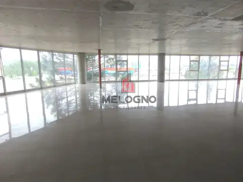 Oficina  286m2  en K41- Francisco Alvarez.