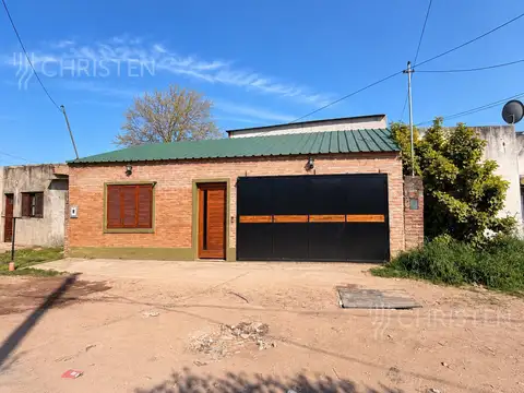 Casa en venta con posibilidad de ampliación. Zona Norte
