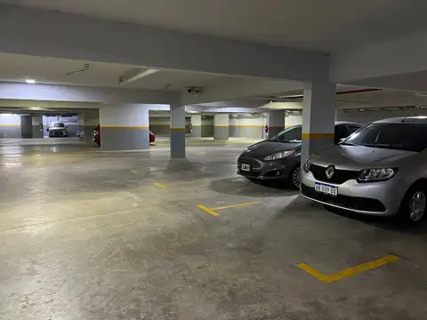 COCHERA cubierta en venta