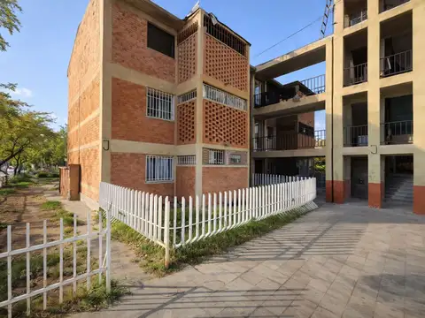 VENTA DE DEPARTAMENTO PLANTA BAJA - LAS HERAS