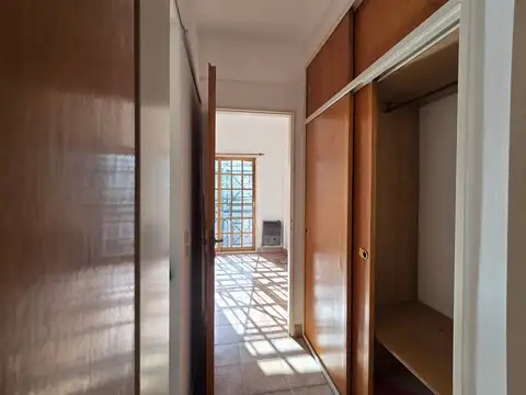 Departamento en Alquiler en Vicente Lopez Vias / Maipu, $ 800.000