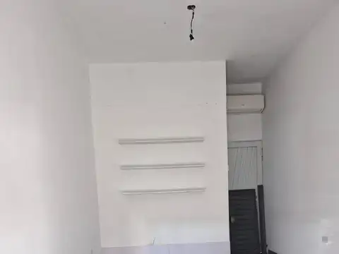 ALSINA 1100, Piso PB