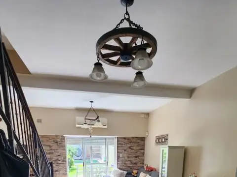 Depto Tipo Casa en Venta de 4 ambientes