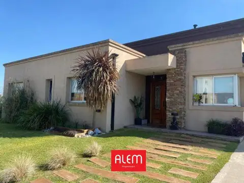 CASAS - CASA - GUERNICA, GRAN BS. AS. SUR