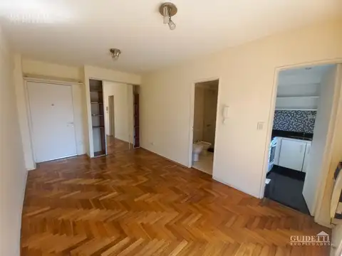 1 ambiente balcón frente, or Este / APTO PROFESIONAL - Villa Urquiza