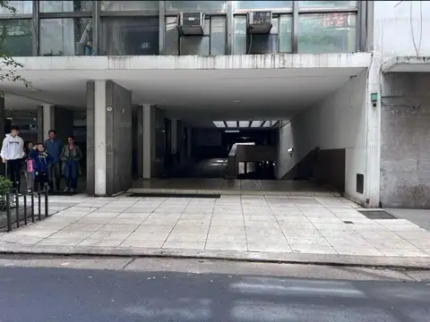 Cochera en  RECOLETA