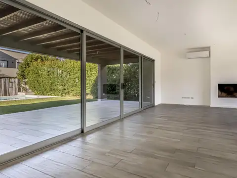 Casa en Venta al Este