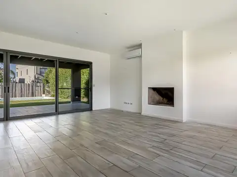 Casa en Venta al Este
