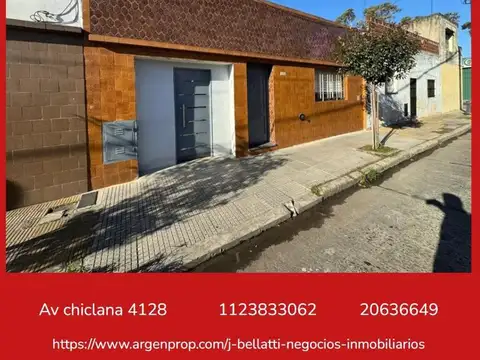 CASA DE 4 AMBIENTES. 2 COCINAS,  TERRAZA. IDEAL 2 FAMILIAS.