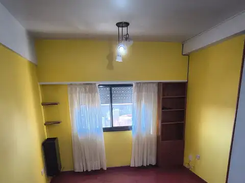 venta departamento 2 dormitorios, cochera, apto banco
