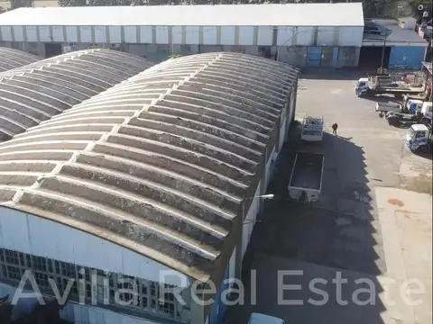 Galpon en Venta 120  mts Frente