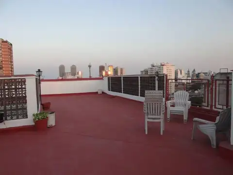 TEMPORAL 3 Amb con Terraza Propia/ Muy Luminoso/ Reciclado y Amoblado en San Telmo