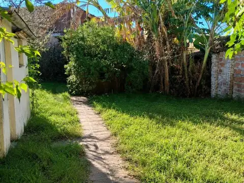 Acayuasa 4300, Piso 0