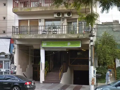 LOCAL COMERCIAL 361m2 - CENTRO DE CASEROS