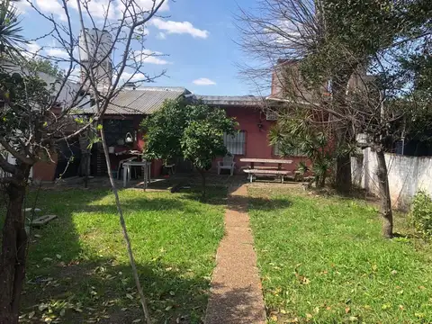 EN VENTA EN EL PALOMAR LOTE DE 350M2 CON DOS PROPIEDADES A REMODELAR - FICHA 9628