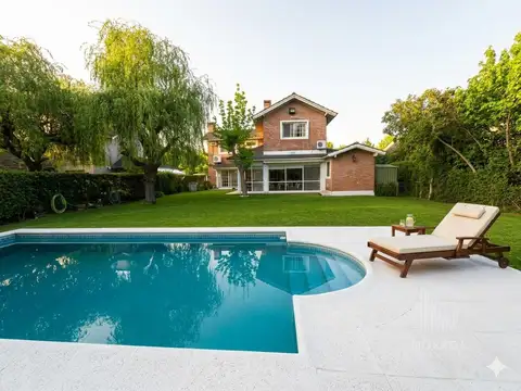 Casa en Venta de 4 domitorios en Pilar, Barrio Cerrado La Delfina