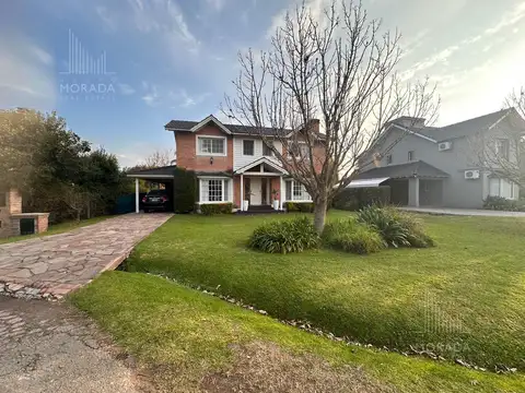 Casa 7 ambientes con 3 baños