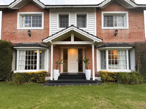 Casa en Venta de 4 dormitorios