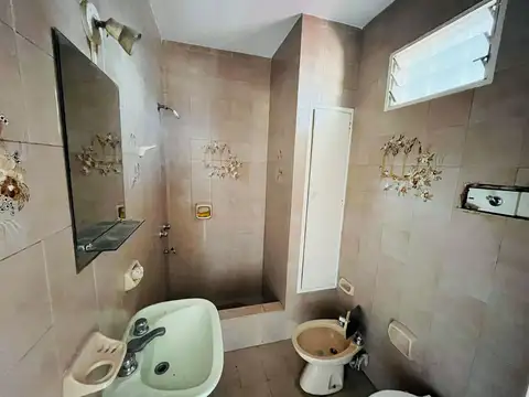 Depto Tipo Casa 2 ambientes con 1 baño