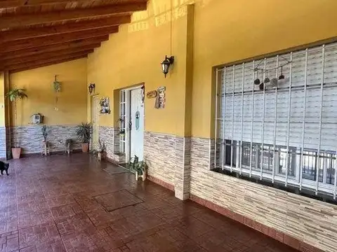 Casa 5 ambientes. | Eugenio Oneil al 200