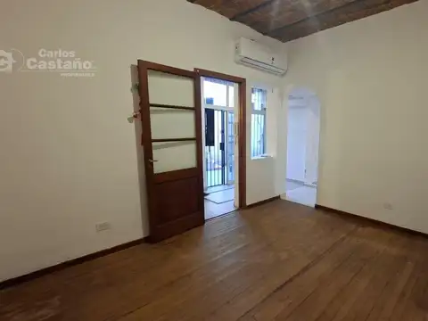 Depto Tipo Casa 2 ambientes con 1 baño