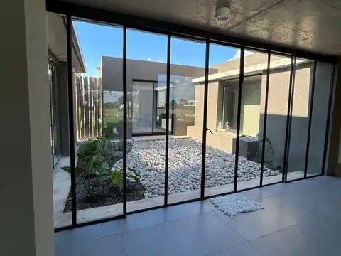 Casa en alquiler San Sebastian, Area 2, Escobar