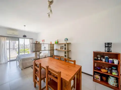 Monoambiente amoblado con balcón y vista en alquiler temporario en Balvanera