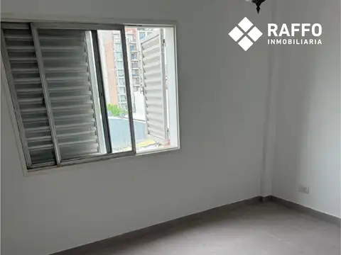 Departamento en Alquiler en Echesortu, $ 450.000