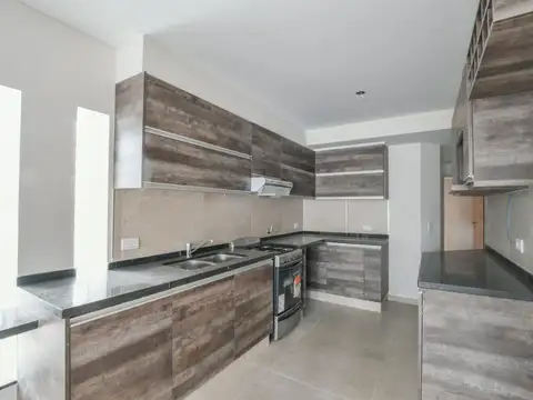 Departamento 5 ambientes con 3 baños