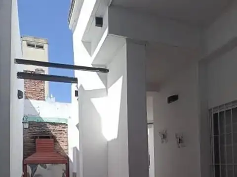 Depto Tipo Casa en Venta 14 años