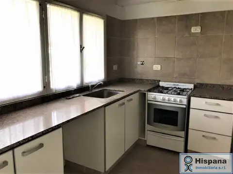 Departamento 4 ambientes con 2 baños
