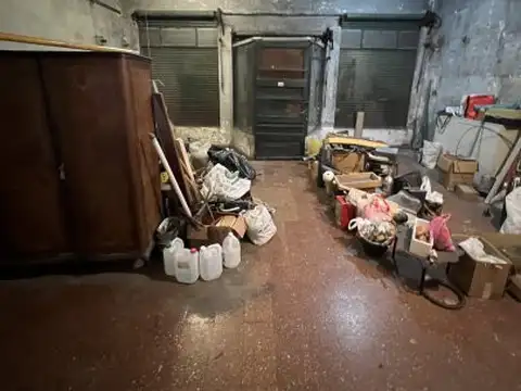 Local en Venta 53 años