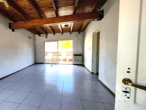 Departamento en Venta en Villa Hipodromo, USD 82.000