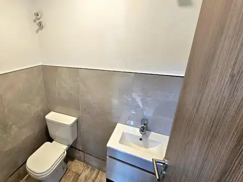 Casa 3 ambientes con 2 baños