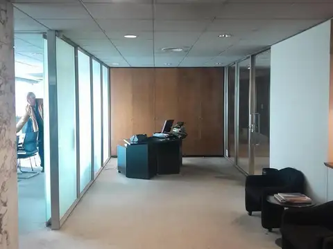 Oficina en Venta al Este